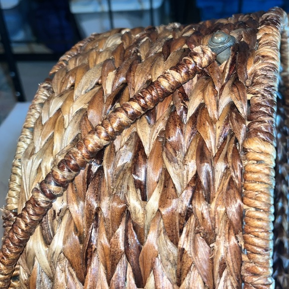 Round Handcrafted Shellacked Basket - Picture 4 of 6